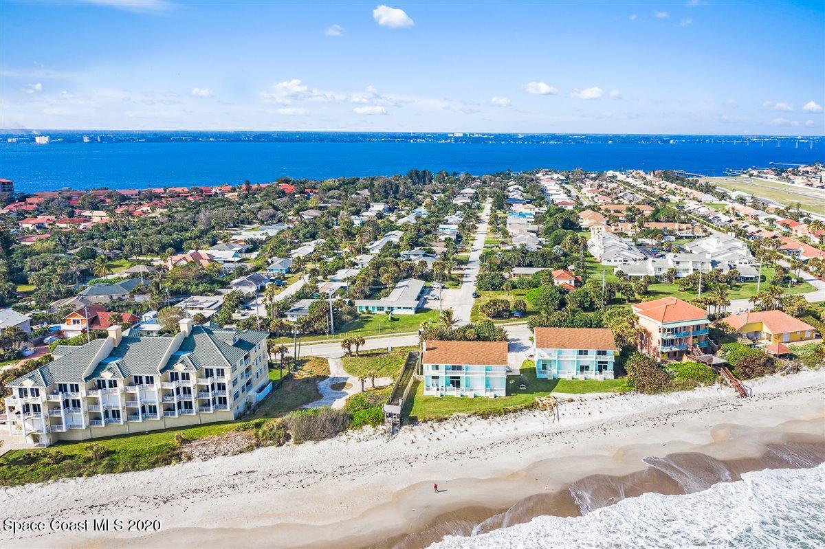145 Richards Road Melbourne Beach, FL 32951 - Photo 5 of 53 a view of a city