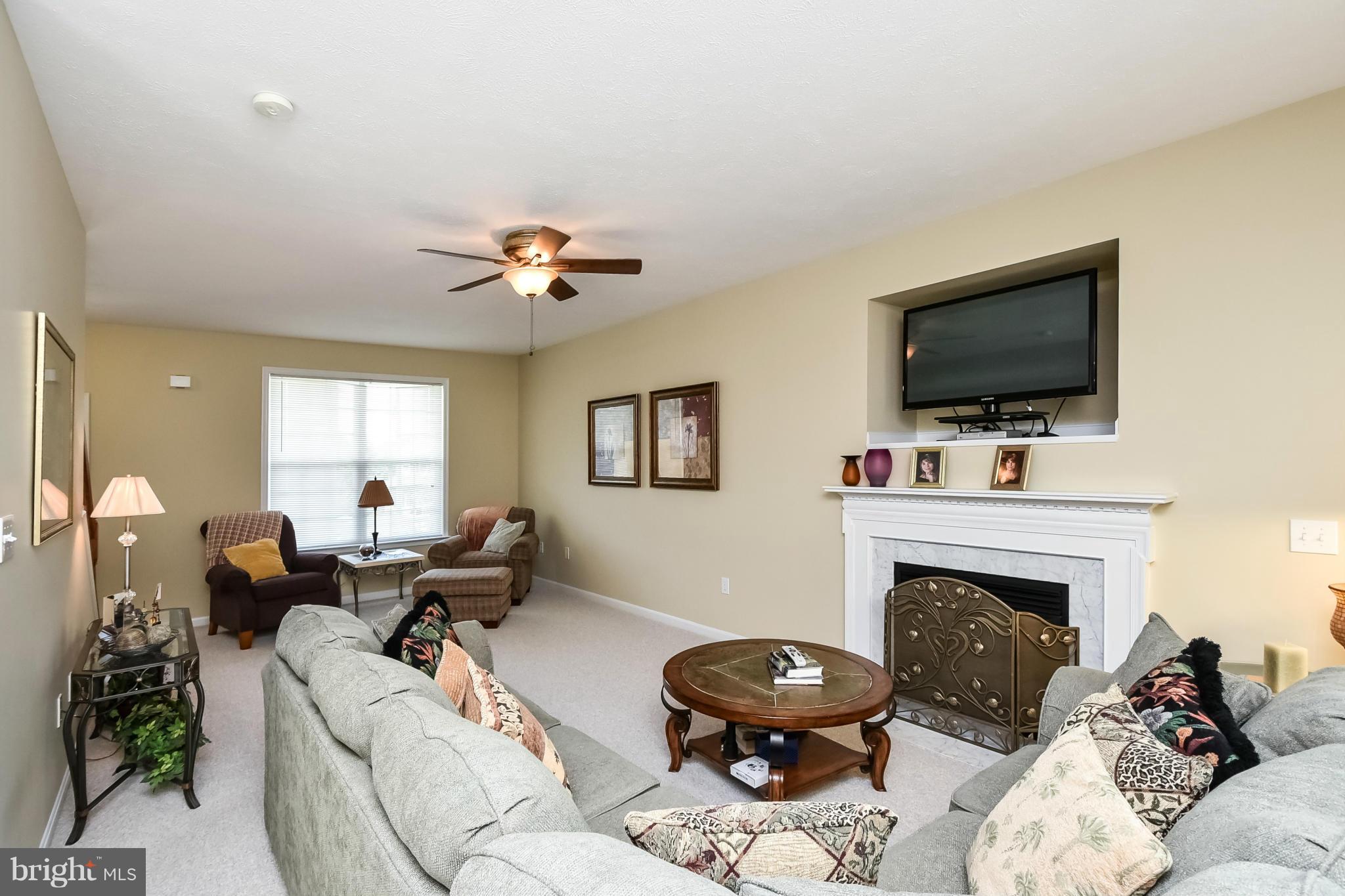 8829 Mullen Road King George, VA 22485 - Photo 8 of 30 Living Room