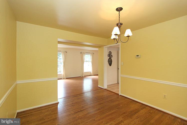 1818 Post Oak Trail Reston, VA 20191 - Photo 22 of 29 Dining Room