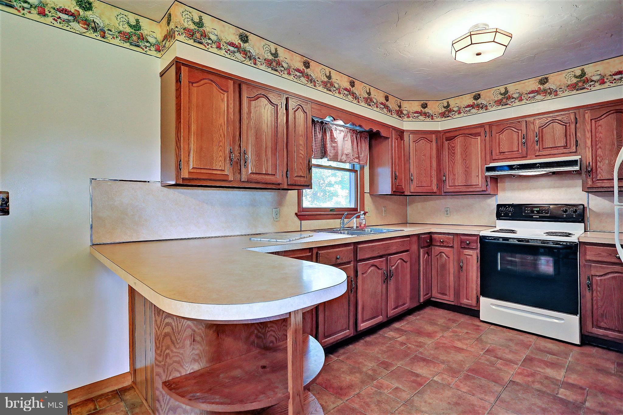 501 Mengus Mill Road Littlestown, PA 17340 - Photo 12 of 47