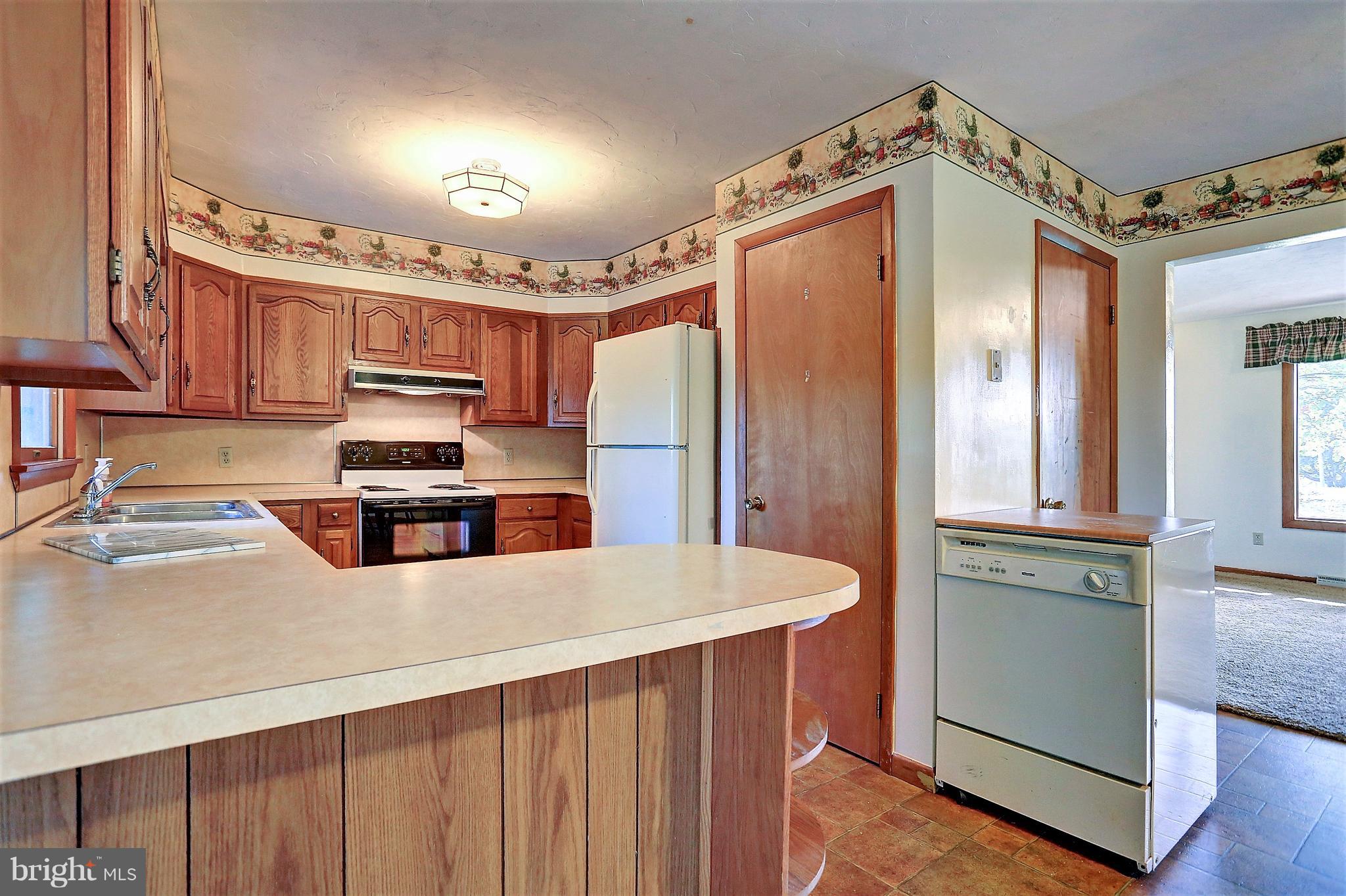 501 Mengus Mill Road Littlestown, PA 17340 - Photo 13 of 47