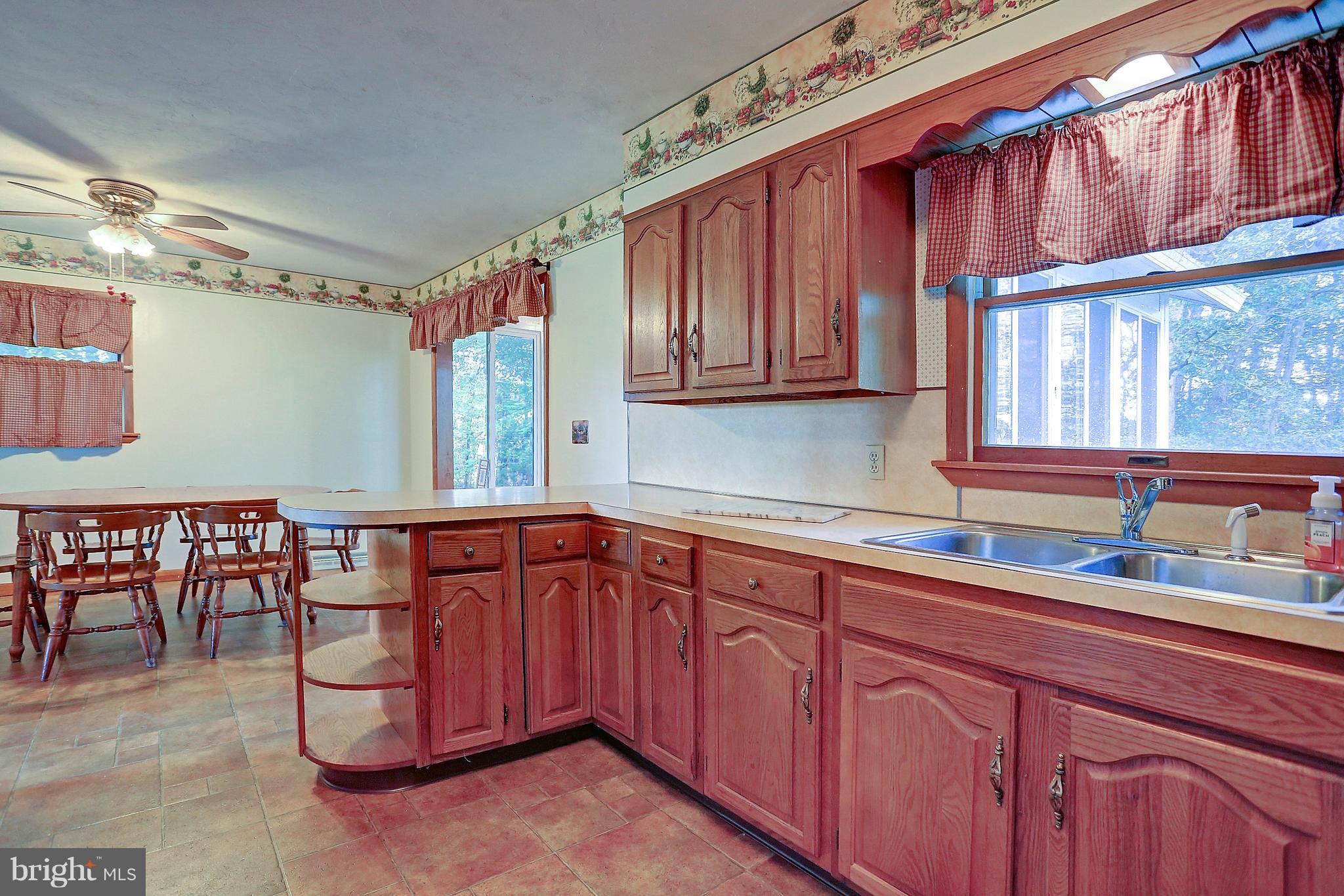 501 Mengus Mill Road Littlestown, PA 17340 - Photo 14 of 47