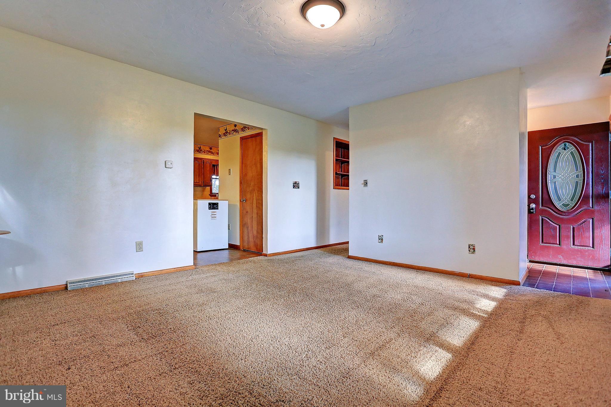 501 Mengus Mill Road Littlestown, PA 17340 - Photo 5 of 47