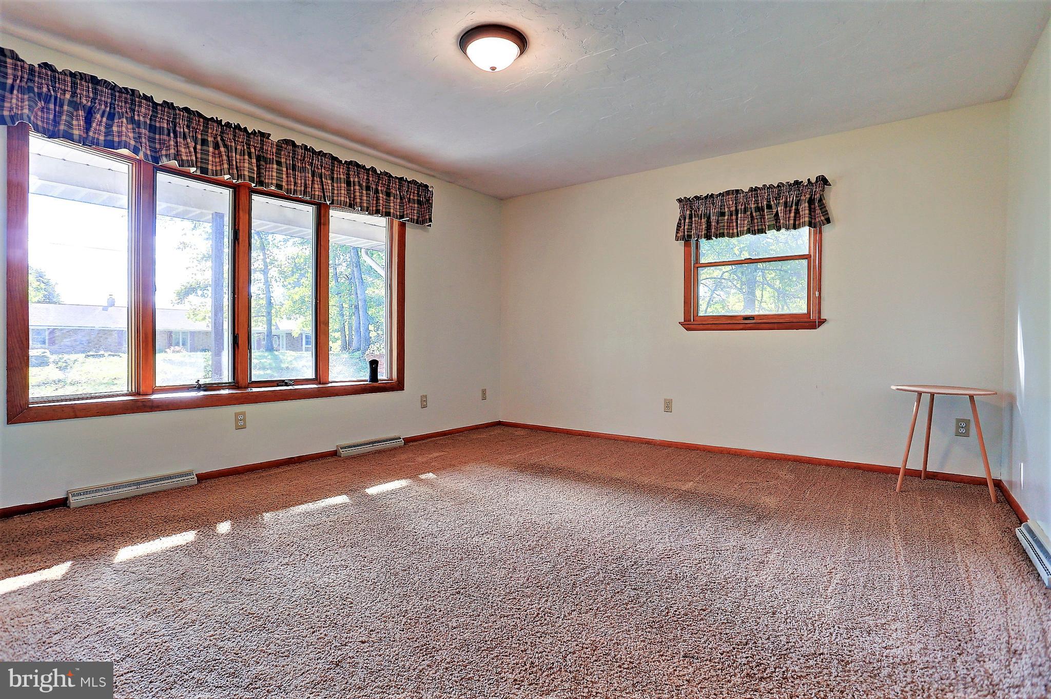 501 Mengus Mill Road Littlestown, PA 17340 - Photo 6 of 47