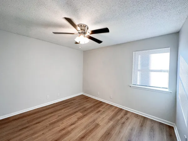 $875 | 470 Martha Lane, Unit B, Clarksville, TN 37043