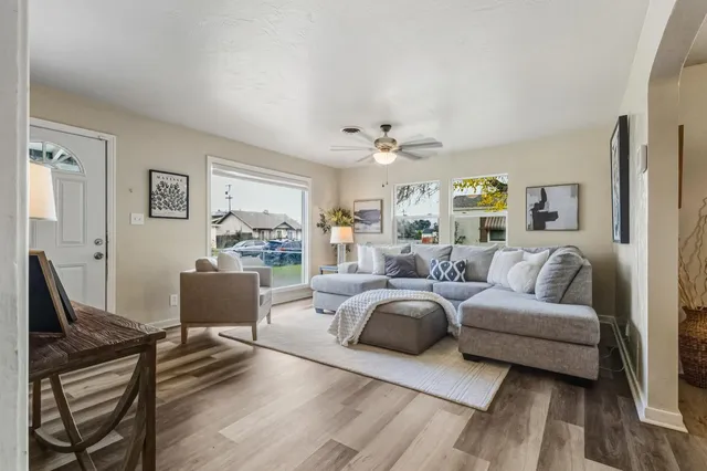 $429,000 | 1750 Elmwood Avenue, Stockton, CA 95204