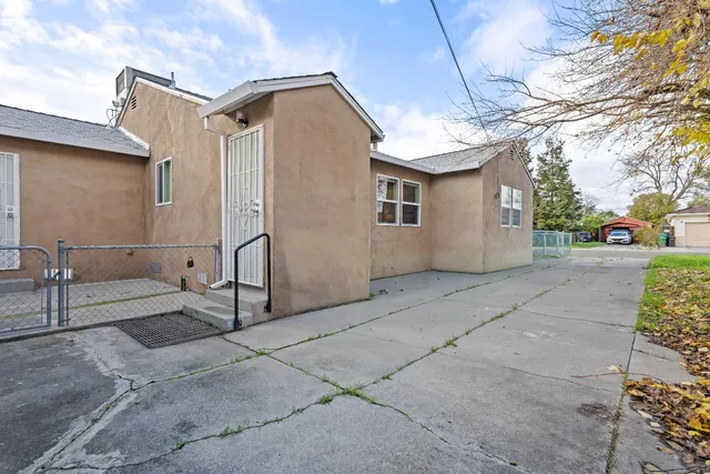 $429,000 | 1750 Elmwood Avenue, Stockton, CA 95204