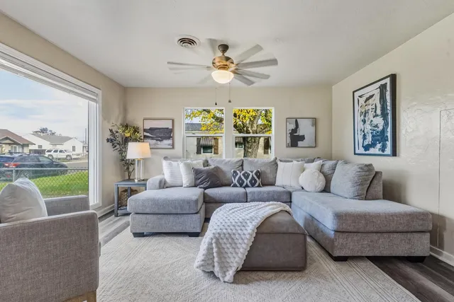 $429,000 | 1750 Elmwood Avenue, Stockton, CA 95204