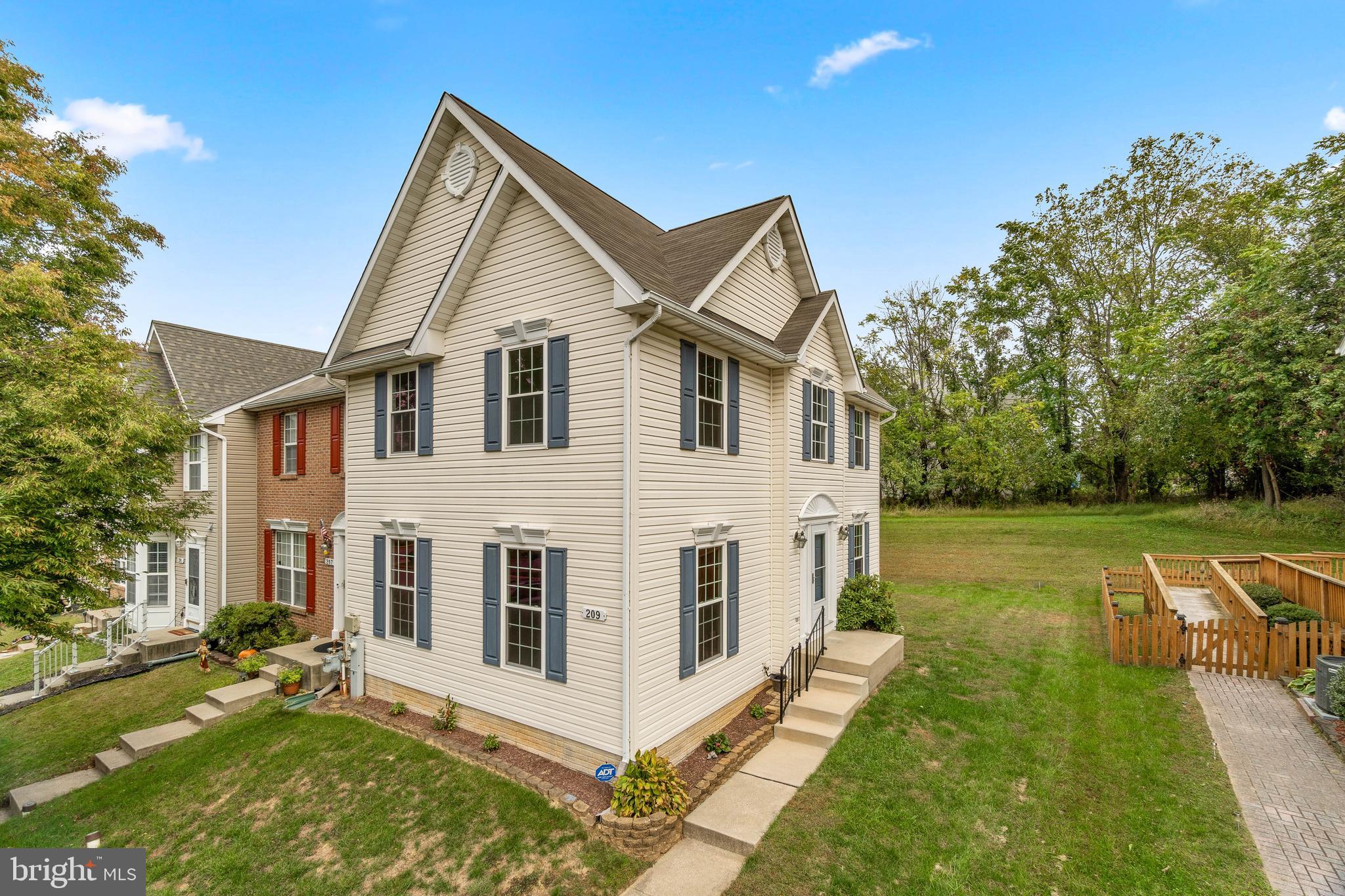 209 Pidco Road Reisterstown, MD 21136 - Photo 2 of 27 Spacious end unit town home