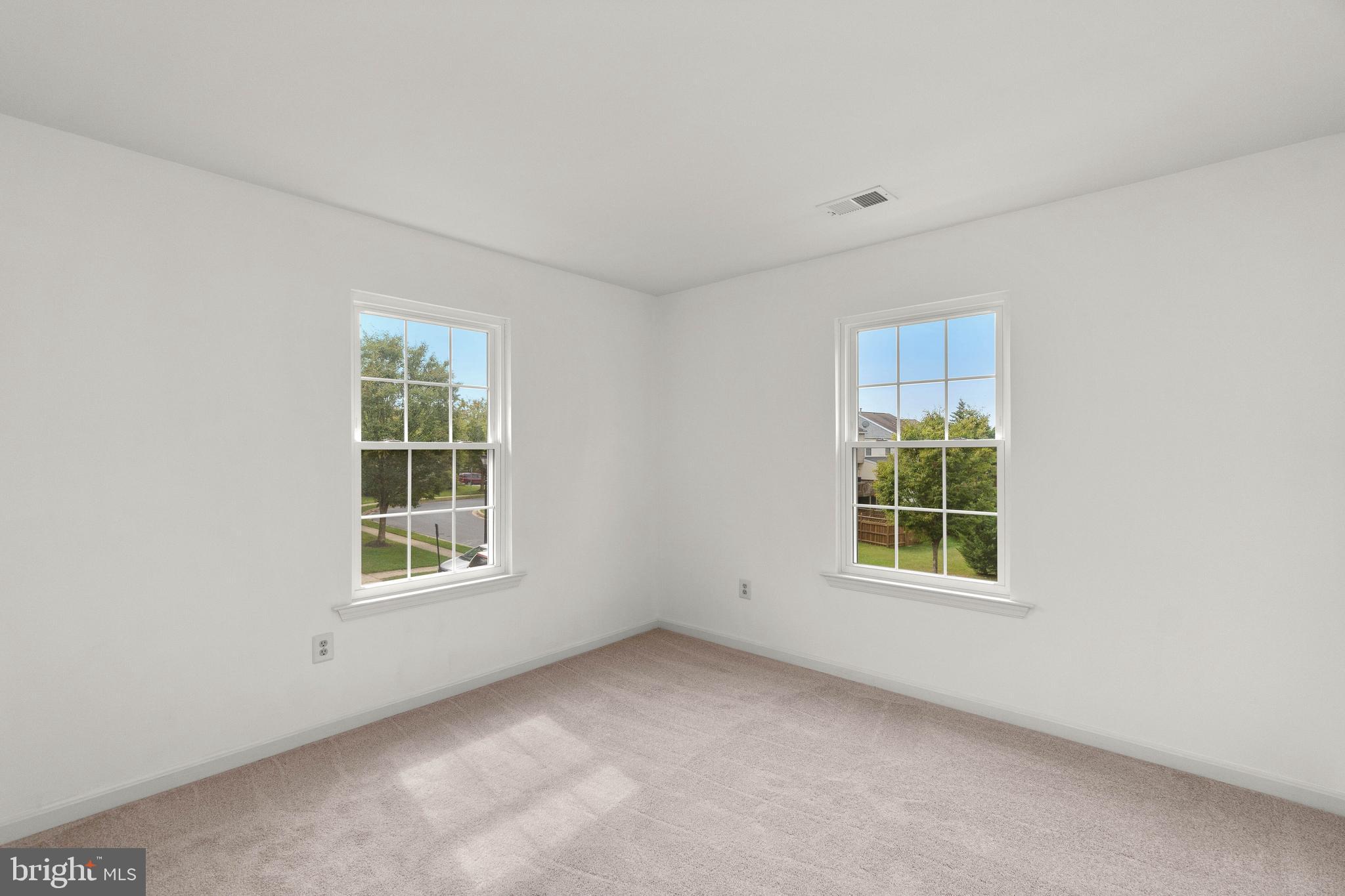 209 Pidco Road Reisterstown, MD 21136 - Photo 15 of 27 Second bedroom