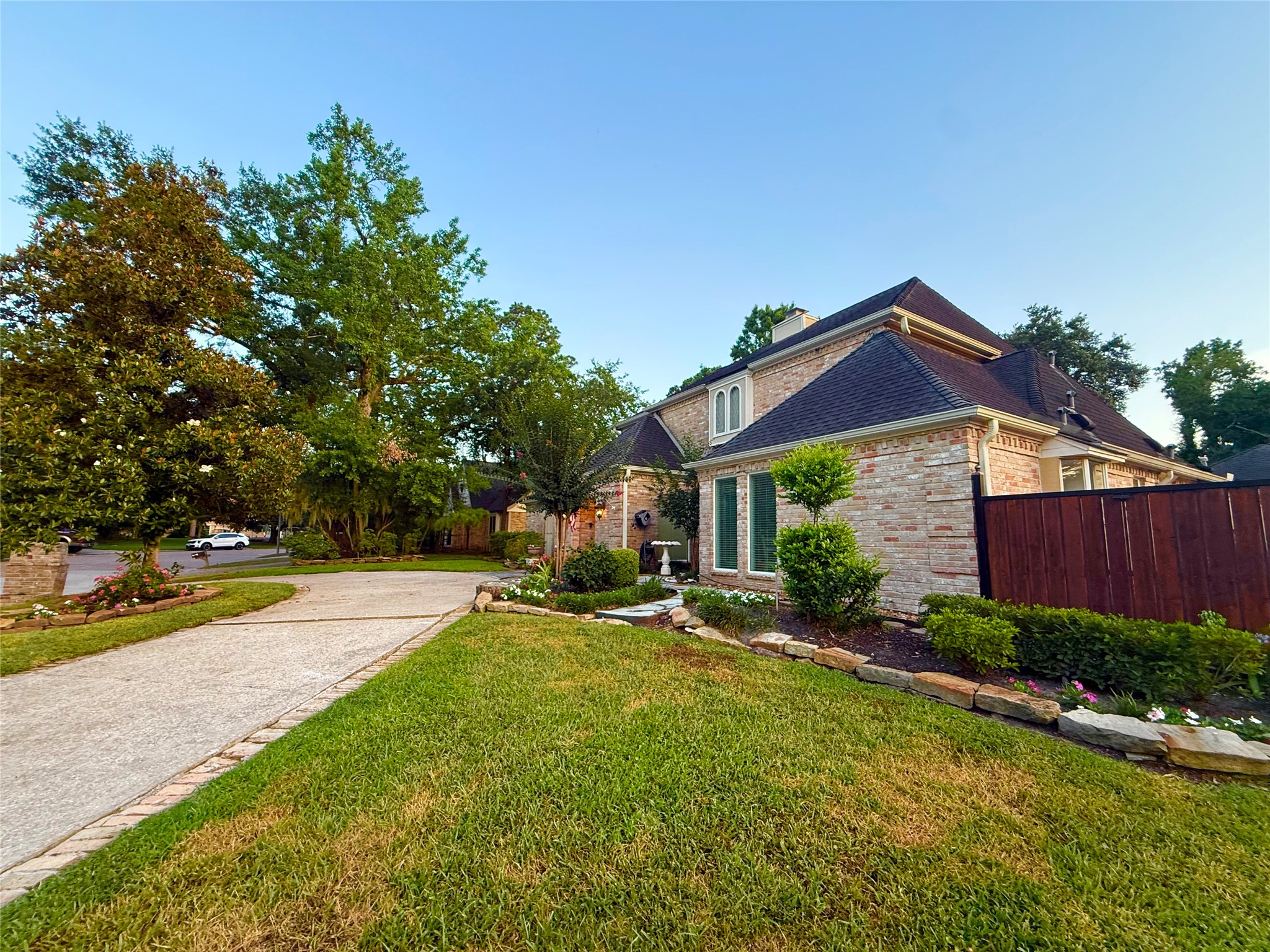 17403 Butte Creek Road Houston, TX 77090 - Photo 5 of 39 Welcome Home!