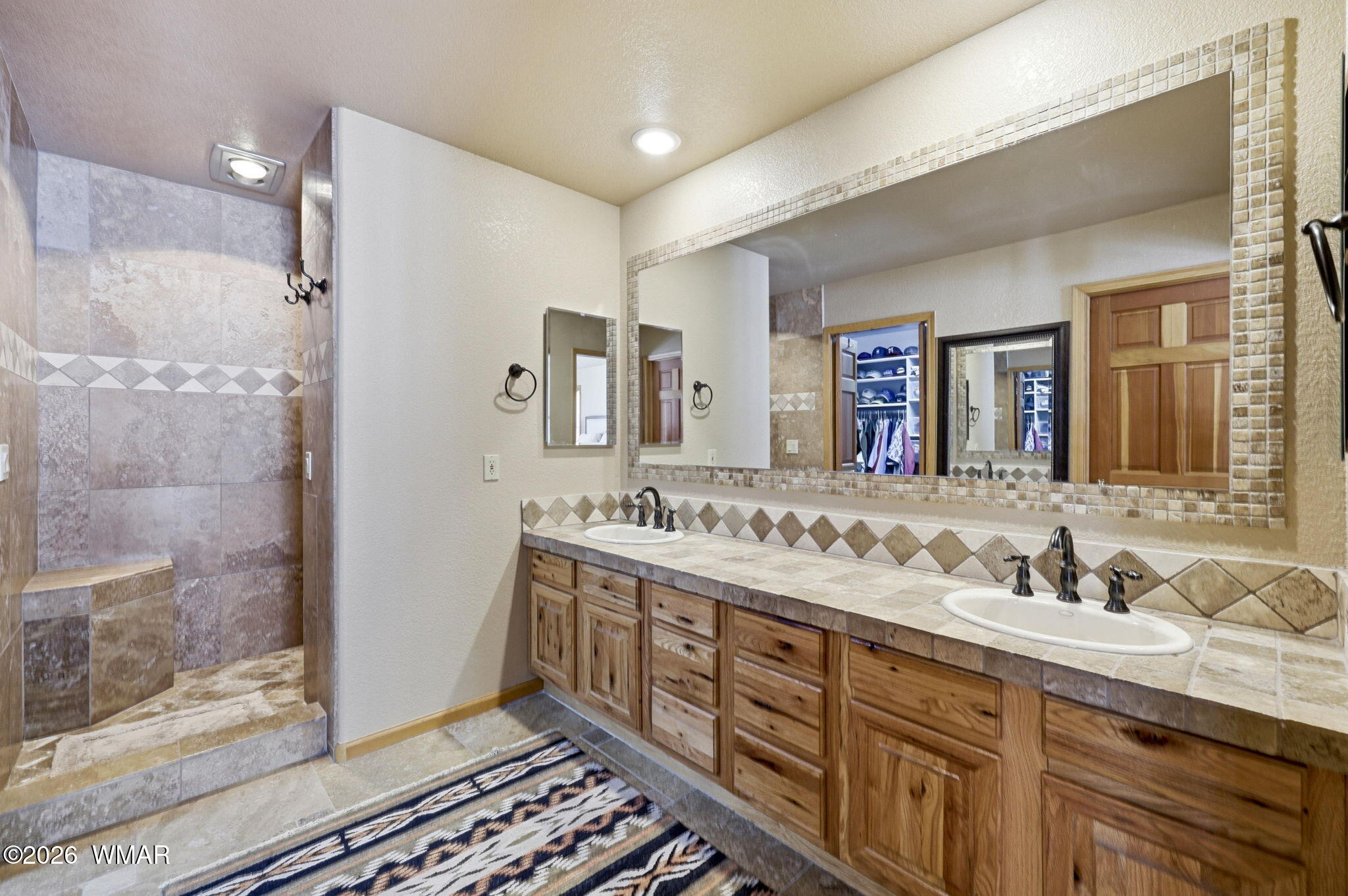 2840 Elk Road Pinetop, AZ 85935 - Photo 26 of 43 2840ElkRd-PinetopAZ-Interiors-21
