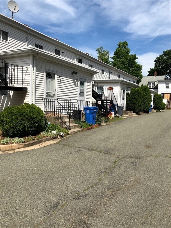 23 Brown Street, Unit 2 Waltham, MA 02453 - Photo 1 of 6