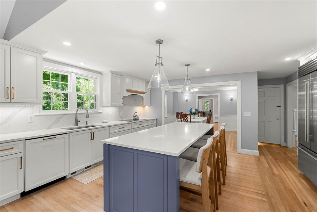 1375 Brush Hill Road Milton, MA 02186 - Photo 5 of 38