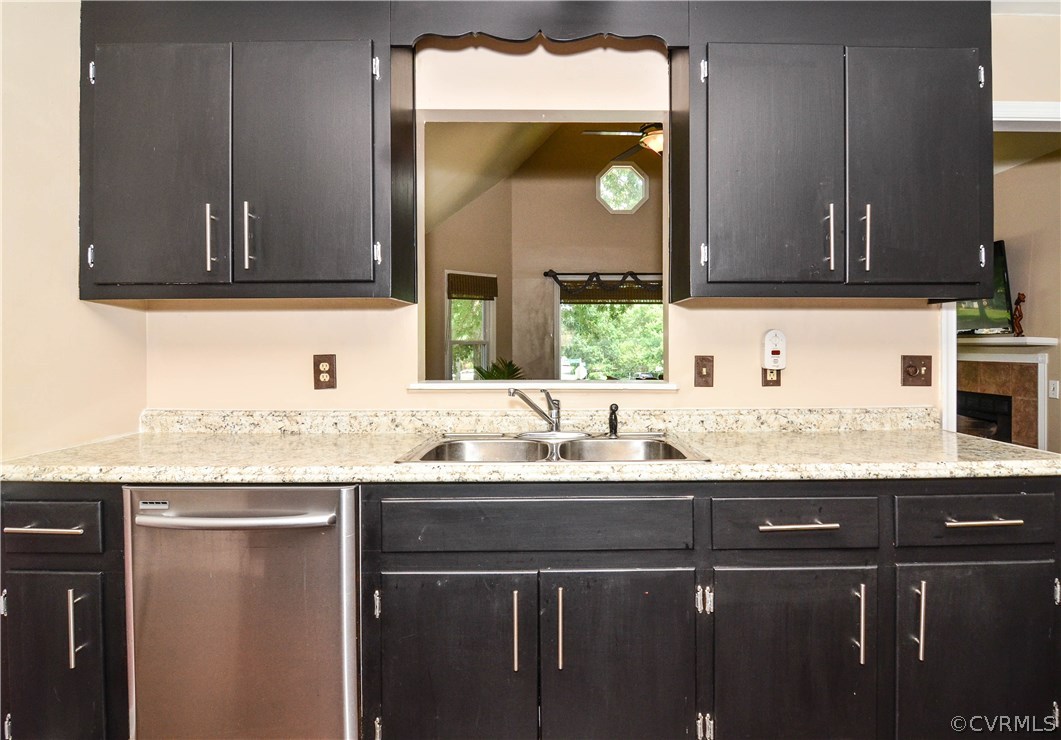3120 South Ridge Drive Midlothian, VA 23112 - Photo 13 of 39 Gallery Image 13