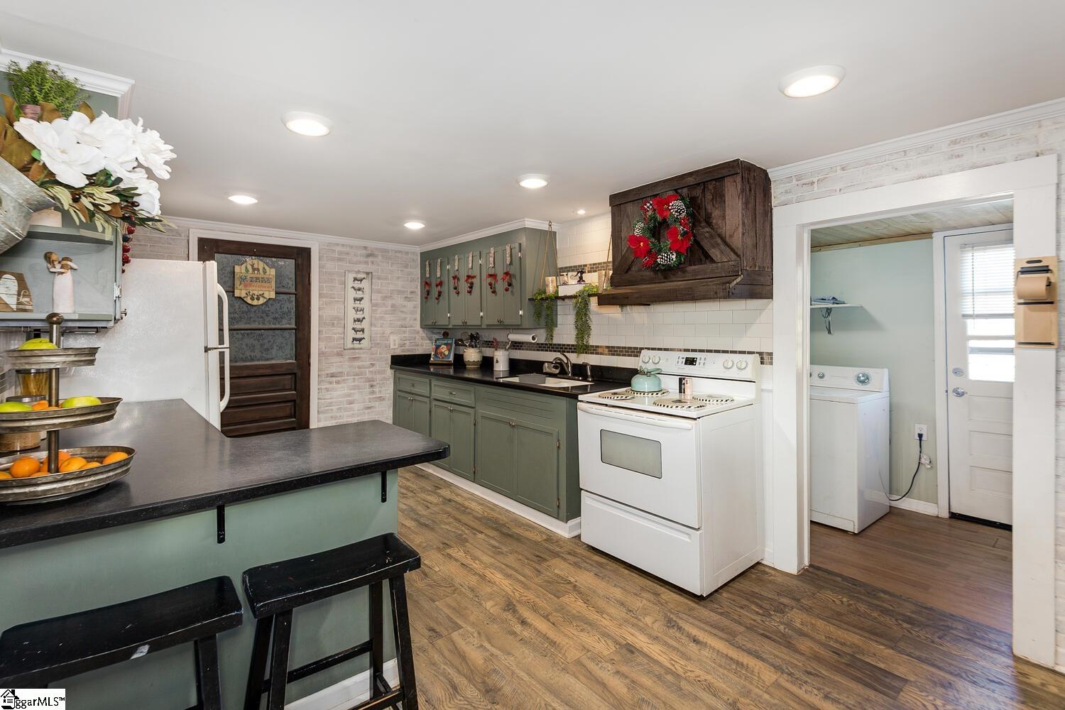 201 Jule Merck Road Norris, SC 29667 - Photo 7 of 31