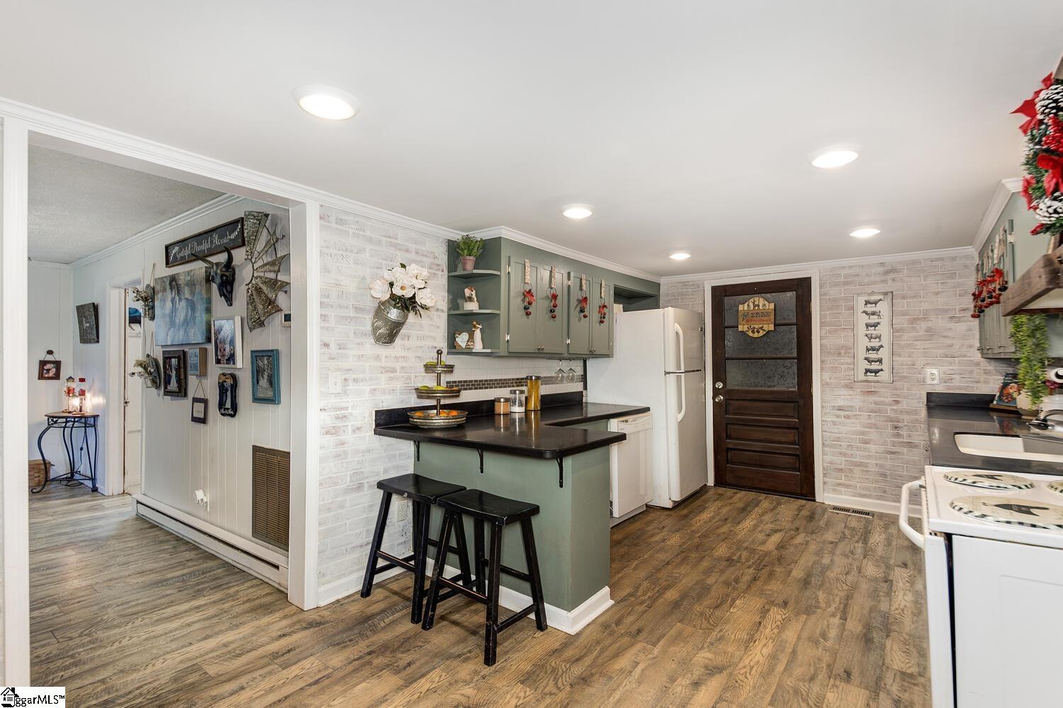 201 Jule Merck Road Norris, SC 29667 - Photo 8 of 31