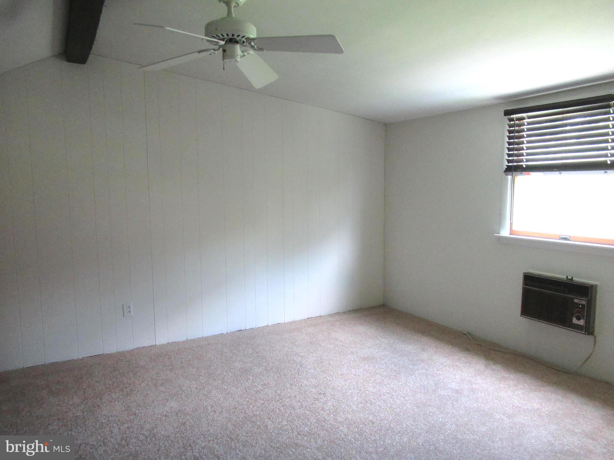 577 Brook Road Baltimore, MD 21286 - Photo 17 of 30 Bedroom #4 upper level