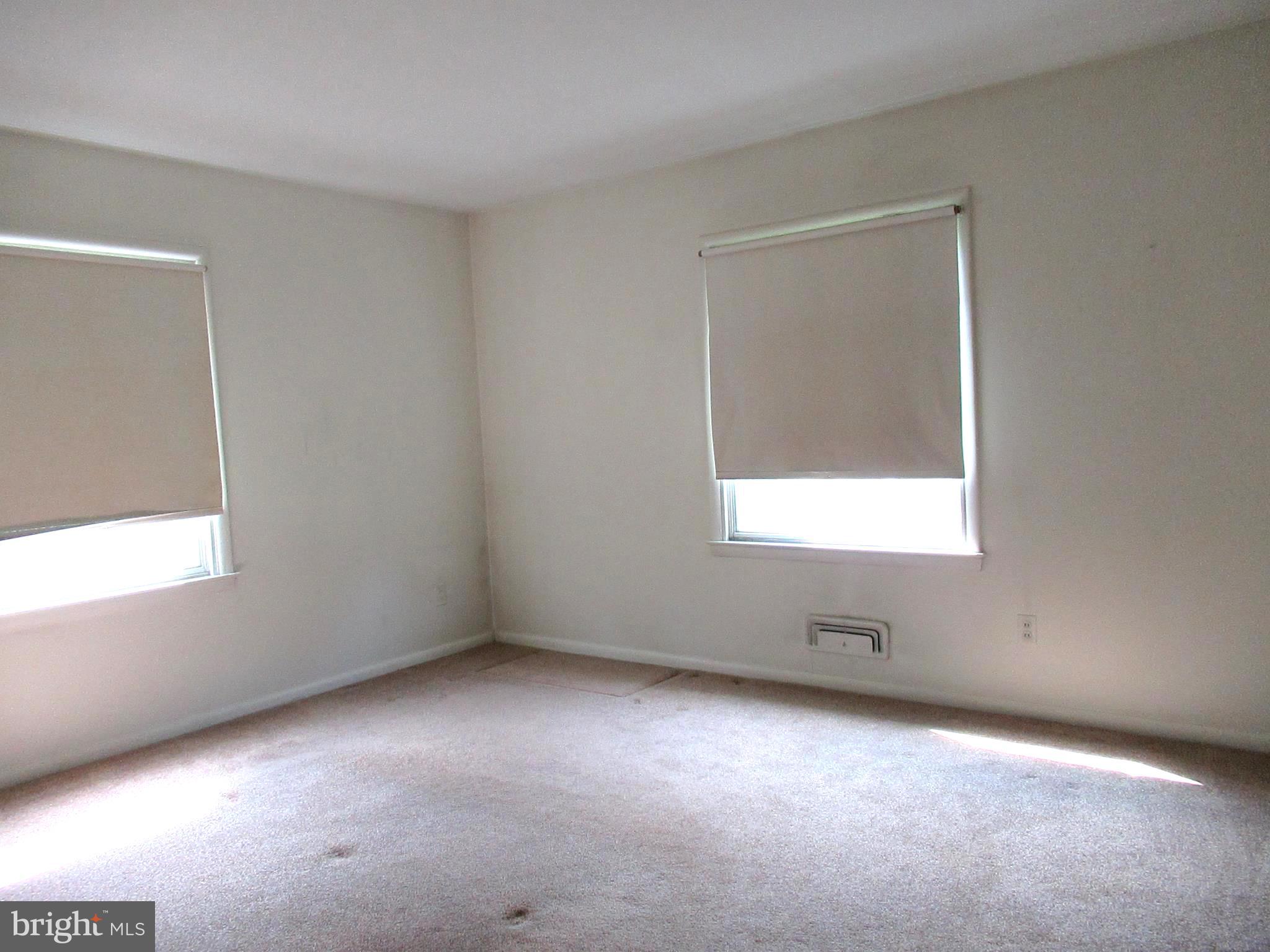 577 Brook Road Baltimore, MD 21286 - Photo 10 of 30 First floor bedroom #1 (front)