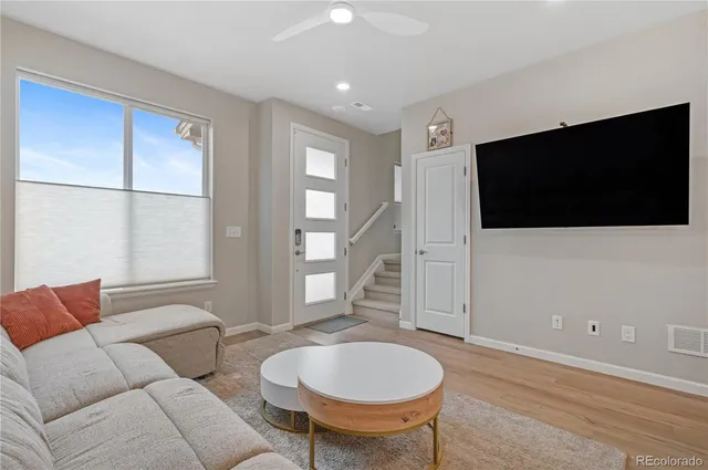 $2,945 | 1837 South Poplar Street, Denver, CO 80224