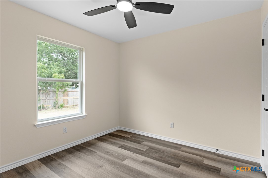 5222 Rose Gdn Loop Killeen, TX 76542 - Photo 17 of 25 a view of an empty room with a window