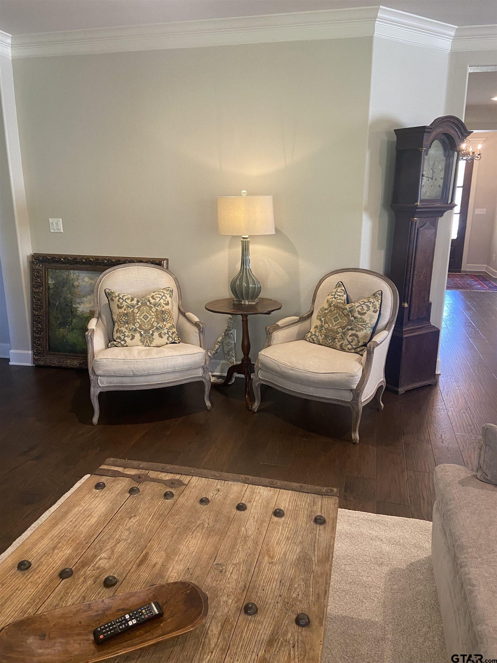 16864 Easy Street Flint, TX 75762 - Photo 20 of 37 a living room with furniture and a couch