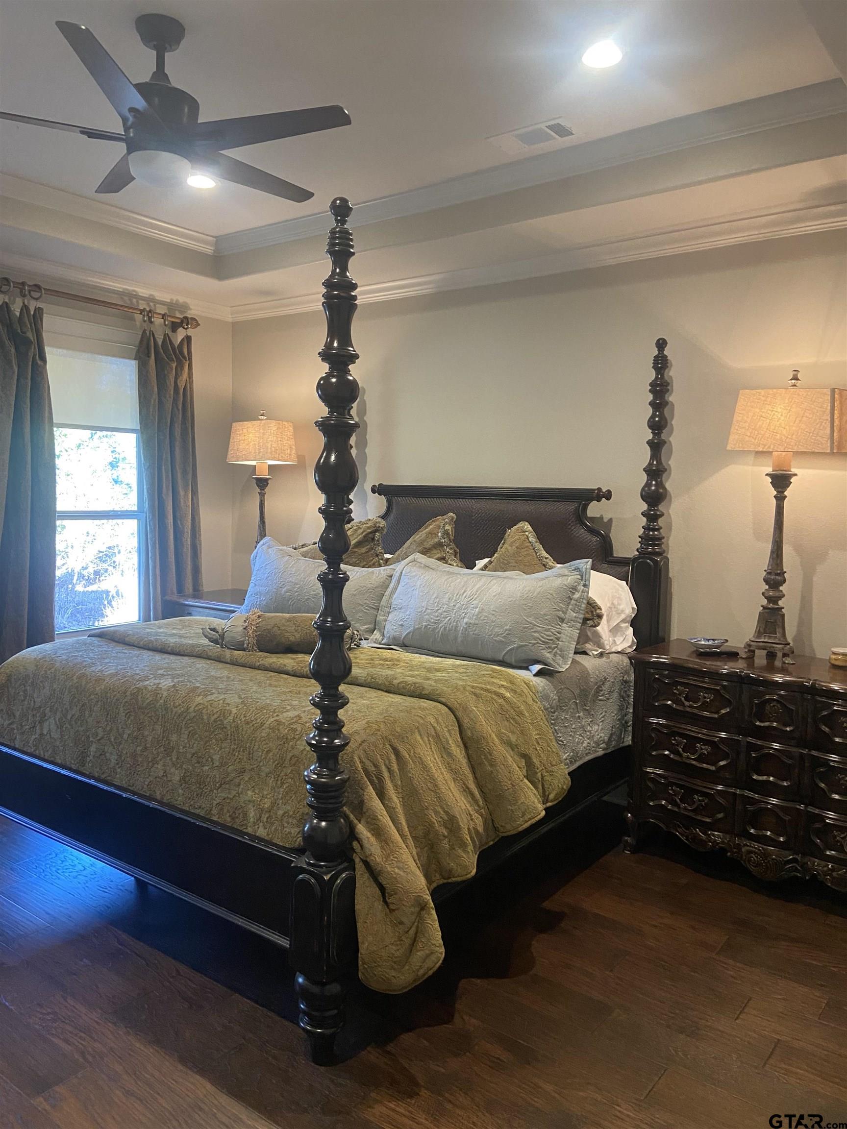 16864 Easy Street Flint, TX 75762 - Photo 22 of 37 a bedroom with a bed and a window