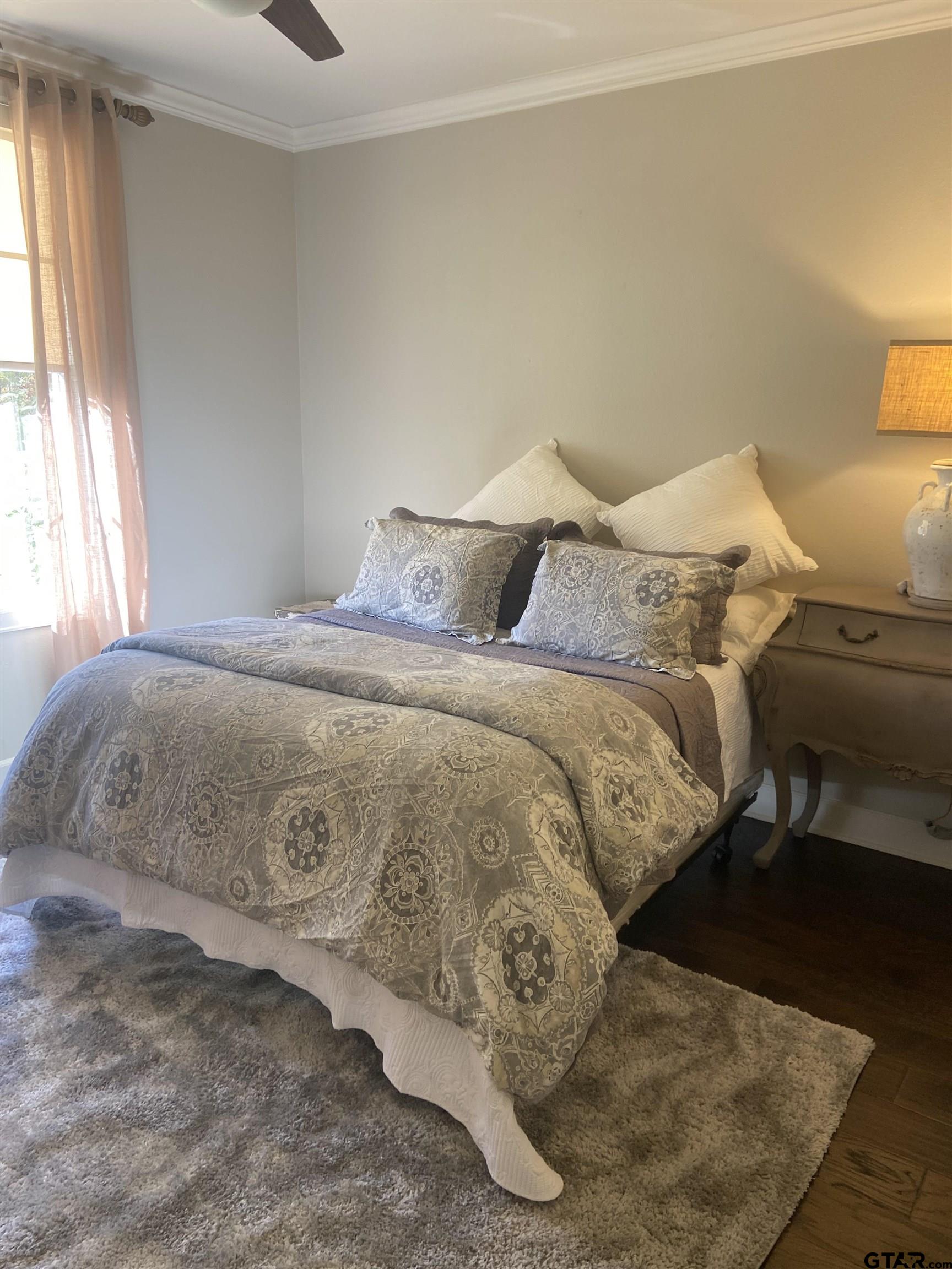 16864 Easy Street Flint, TX 75762 - Photo 7 of 37 a bedroom with a bed and window
