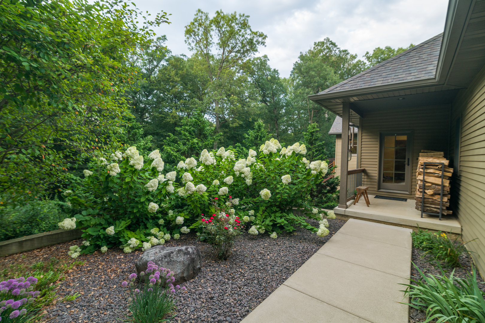 6690 Little Galilee Road Clinton, IL 61727 - Photo 10 of 53 a front view of a house with a porch