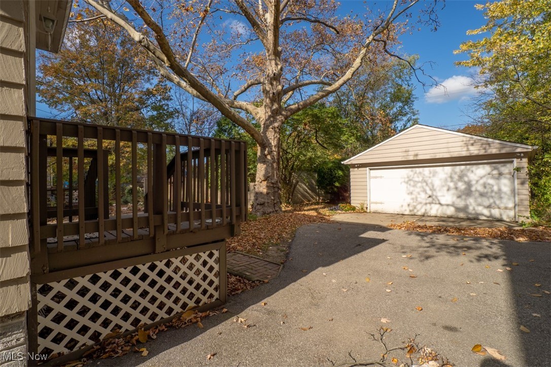 3833 Montevista Road Cleveland, OH 44121 - Photo 42 of 44