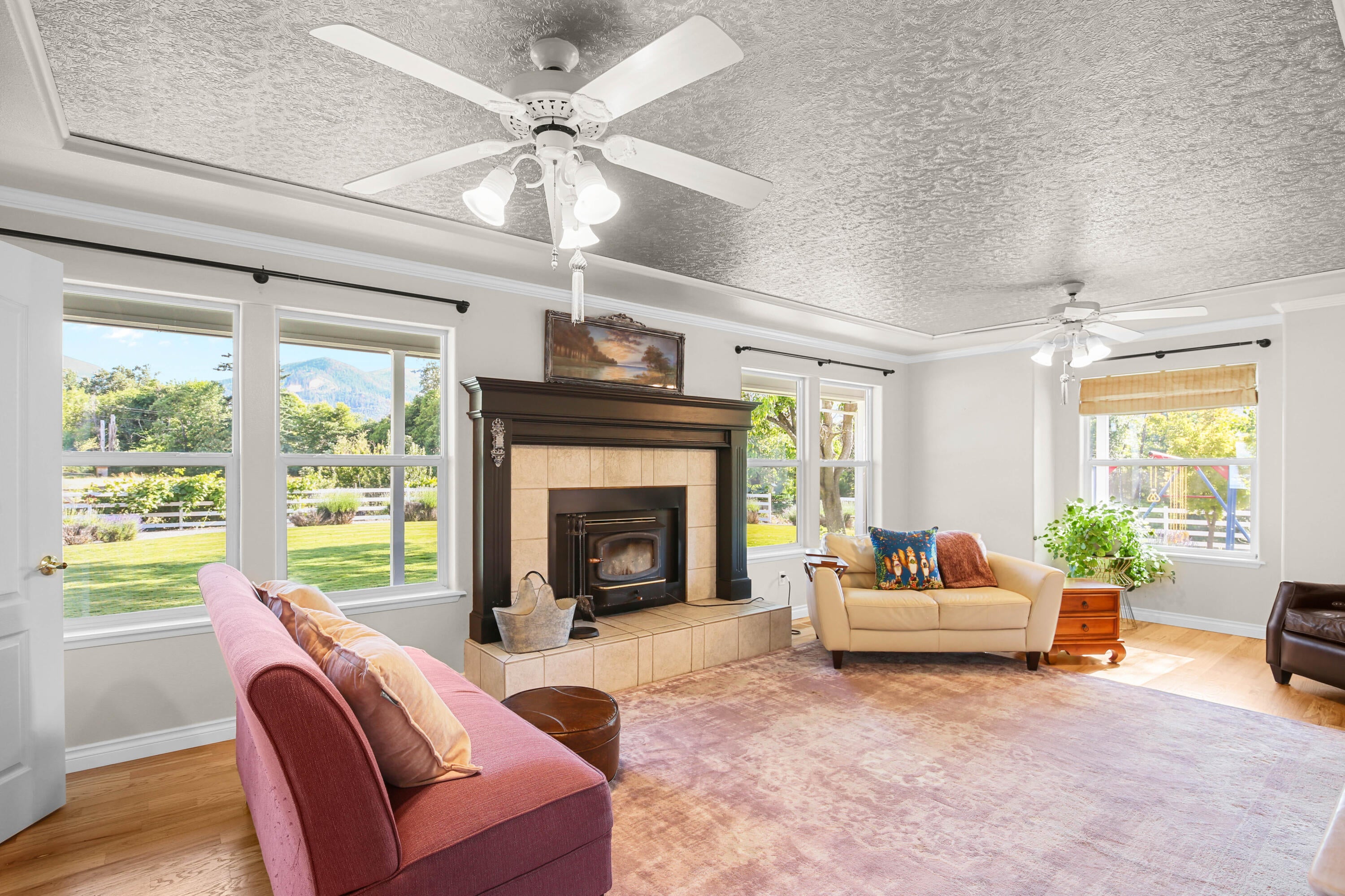 7303 Wagner Creek Road Talent, OR 97540 - Photo 11 of 50 CU9A8504