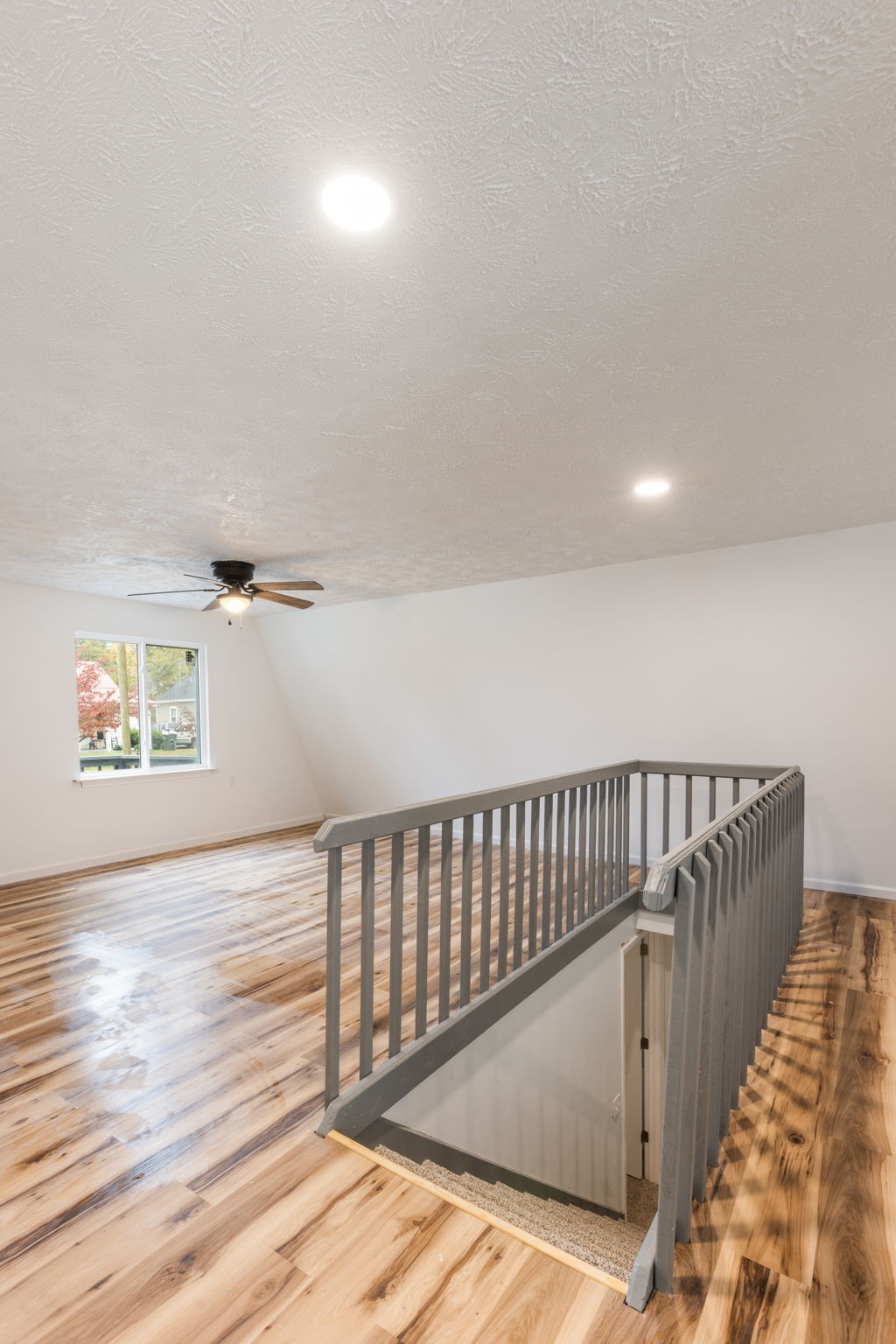 415 Durrett Street Springfield, TN 37172 - Photo 11 of 54 a view of a hallway with wooden floor