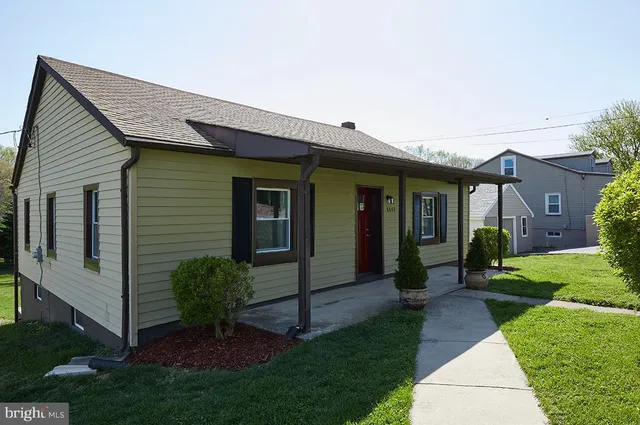 $2,195 | 5642 Bartonsville Road, Frederick, MD 21704