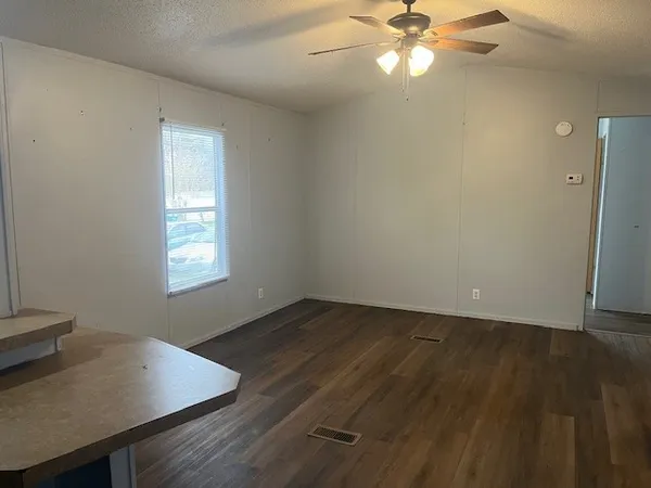 $900 | 12628 Lazy Drive, Willis, TX 77318