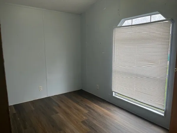 $900 | 12628 Lazy Drive, Willis, TX 77318