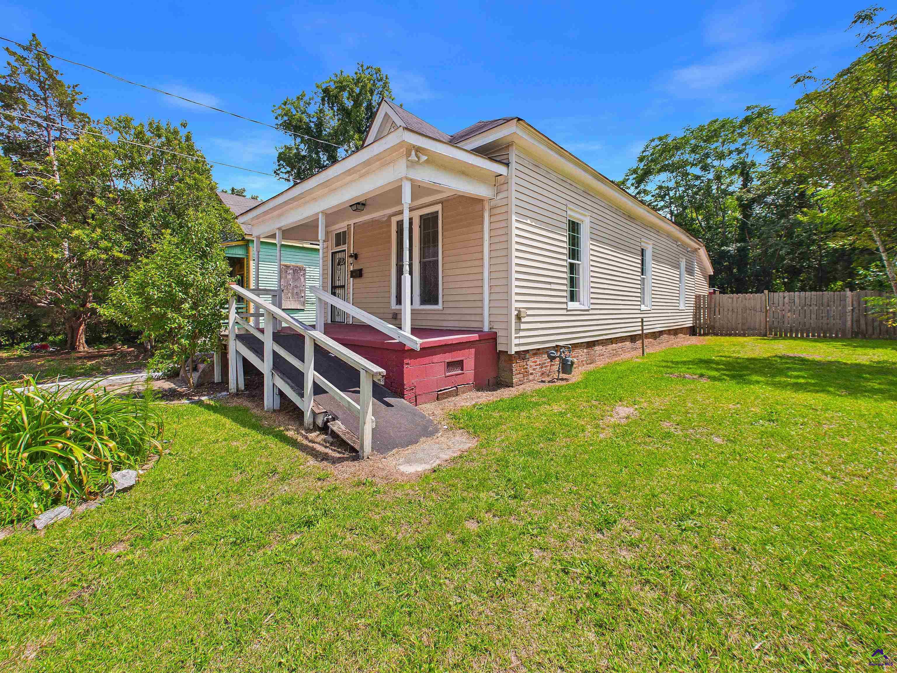 823 Elm Street Macon, GA 31201 - Photo 1 of 47