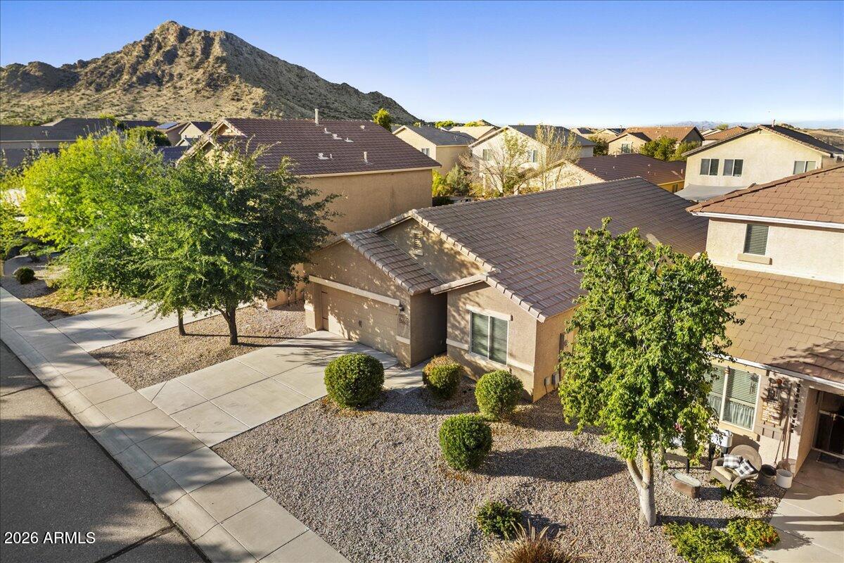 4366 West White Canyon Road San Tan Valley, AZ 85144 - Photo 2 of 35 front view of a house with a yard