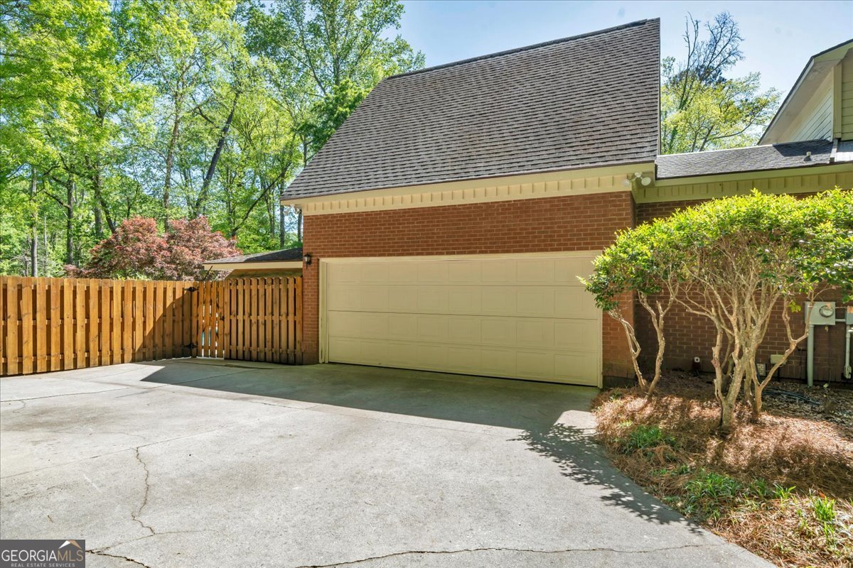 110 Kenneth Drive Dublin, GA 31021 - Photo 10 of 80