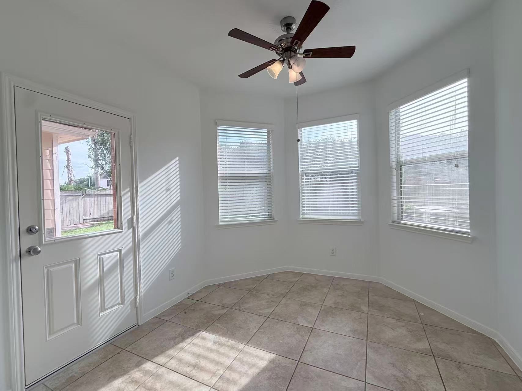 2814 Ridgeglen Lane Houston, TX 77082 - Photo 22 of 36