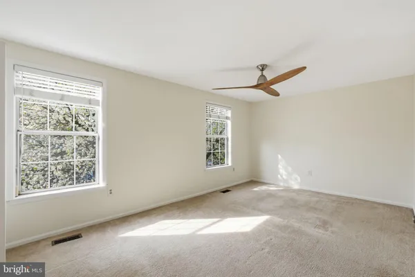 $2,500 | 5957 Havener House Way, Centreville, VA 20120