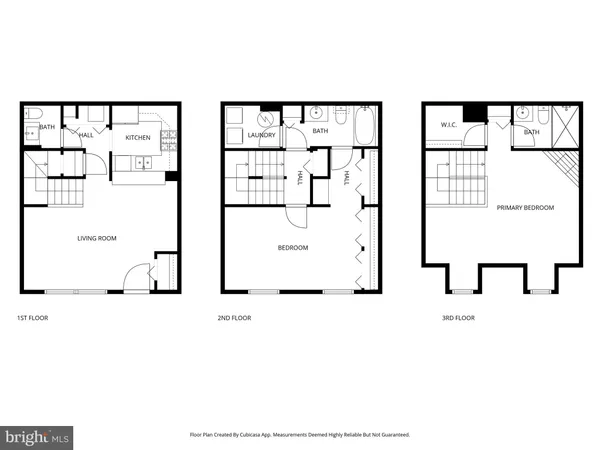 a picture of a very nice looking living room