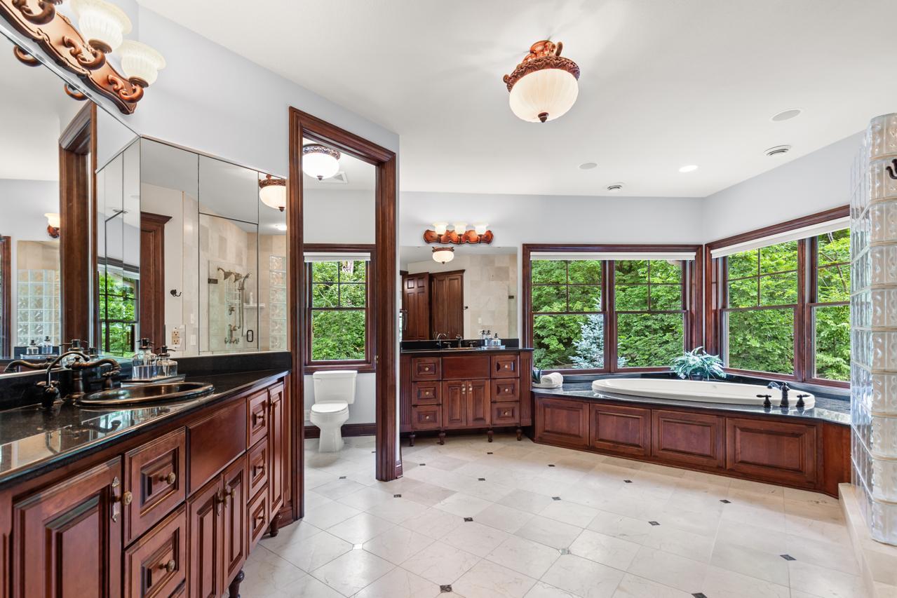 9991 Dell Road Eden Prairie, MN 55347 - Photo 45 of 99 Gallery Image 45