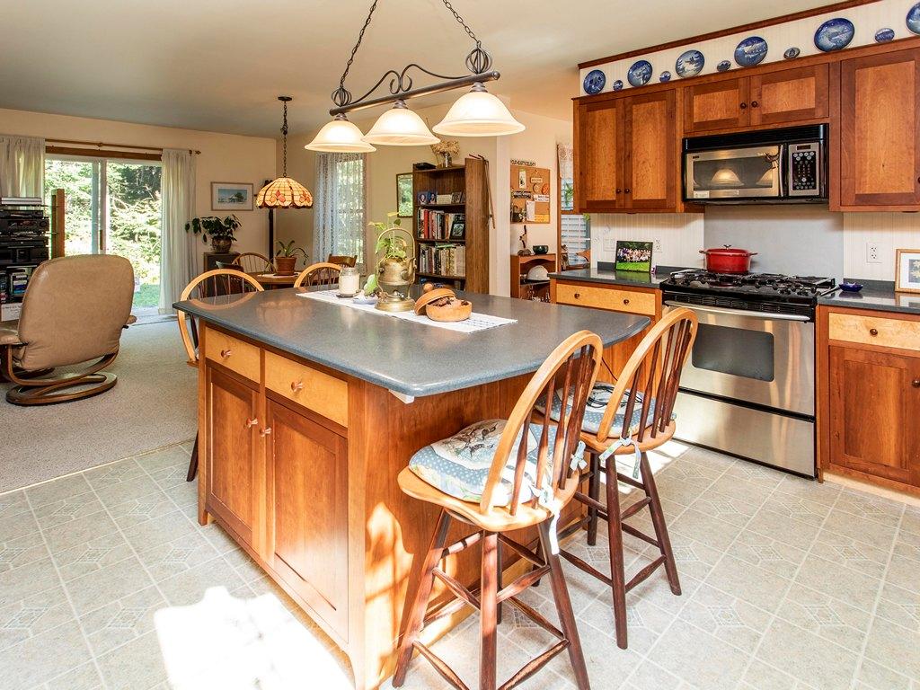 49 Sea Surf Road East Boothbay, ME 04544 - Photo 13 of 28 13
