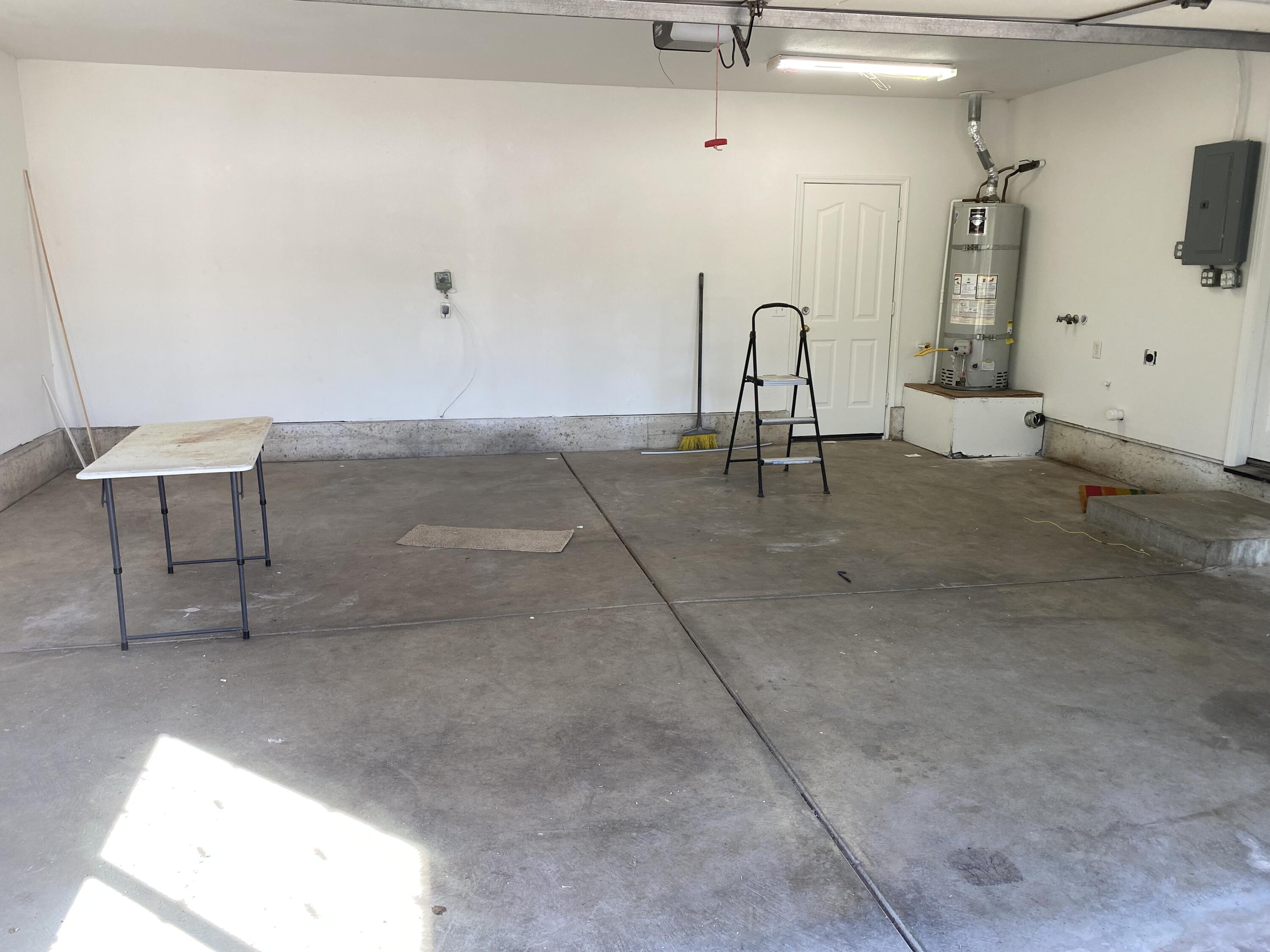 18602 Old Oasis Road Redding, CA 96003 - Photo 21 of 23 a view of a room with gym equipment