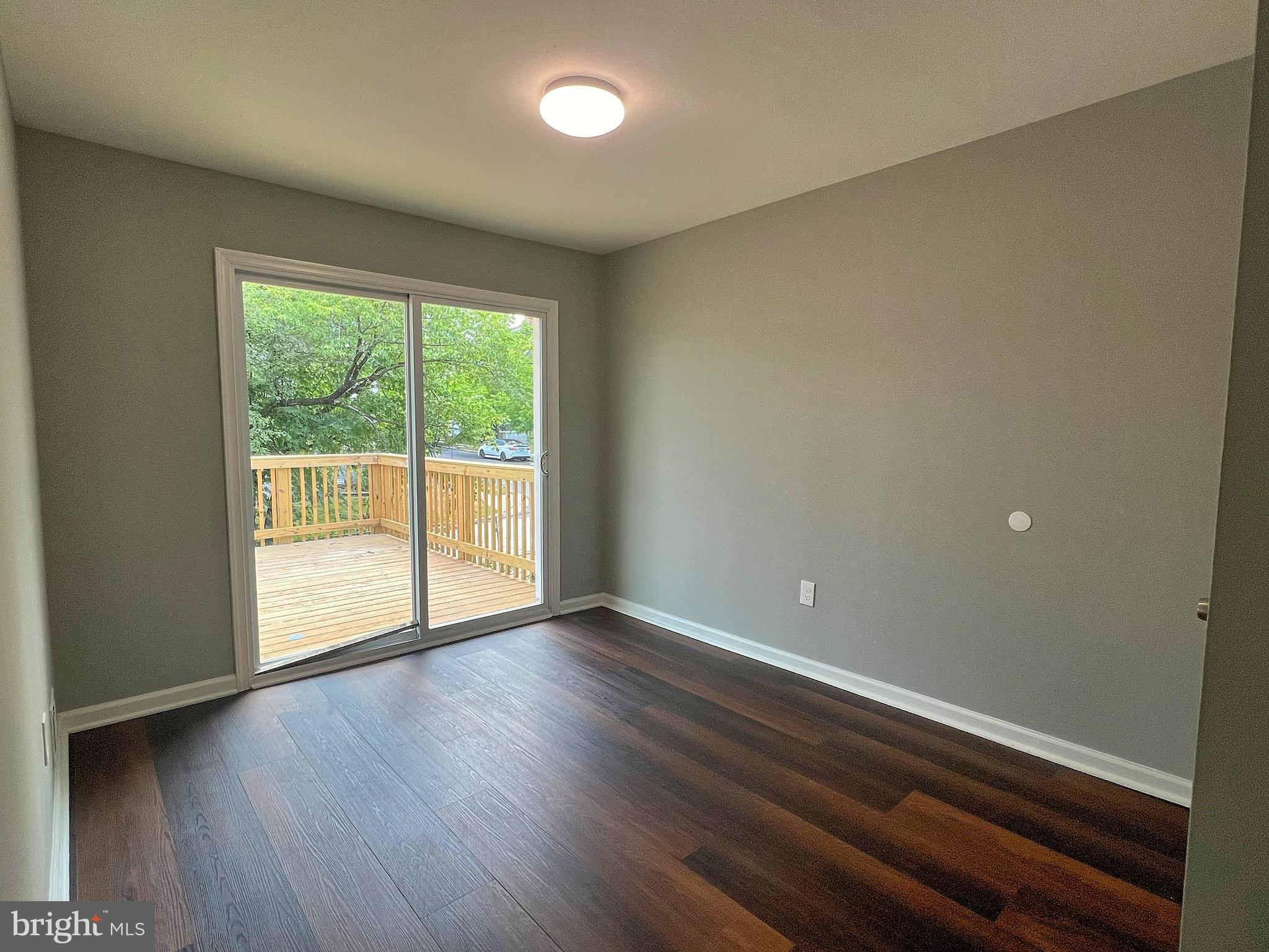 5603 Force Road Baltimore, MD 21206 - Photo 9 of 11