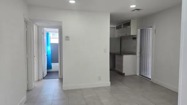 $2,500 | 1512 Northeast 28th Street, Pompano Beach, FL 33064