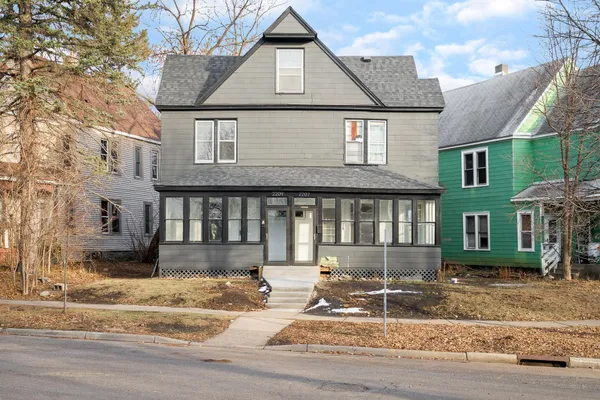 $349,900 | 2207 Blake Avenue, St. Paul, MN 55108