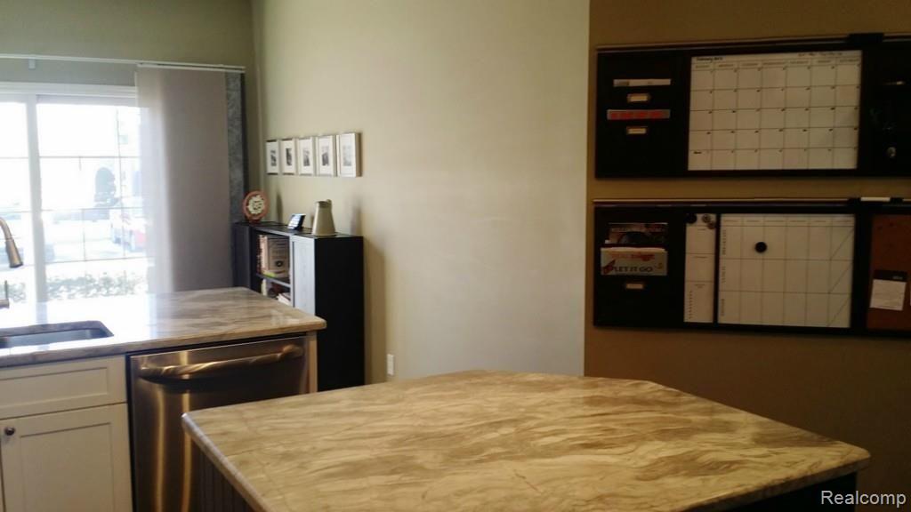 45900 South Stonewood Road, Unit 225 Canton, MI 48187 - Photo 13 of 61 bk2_141939.jpg