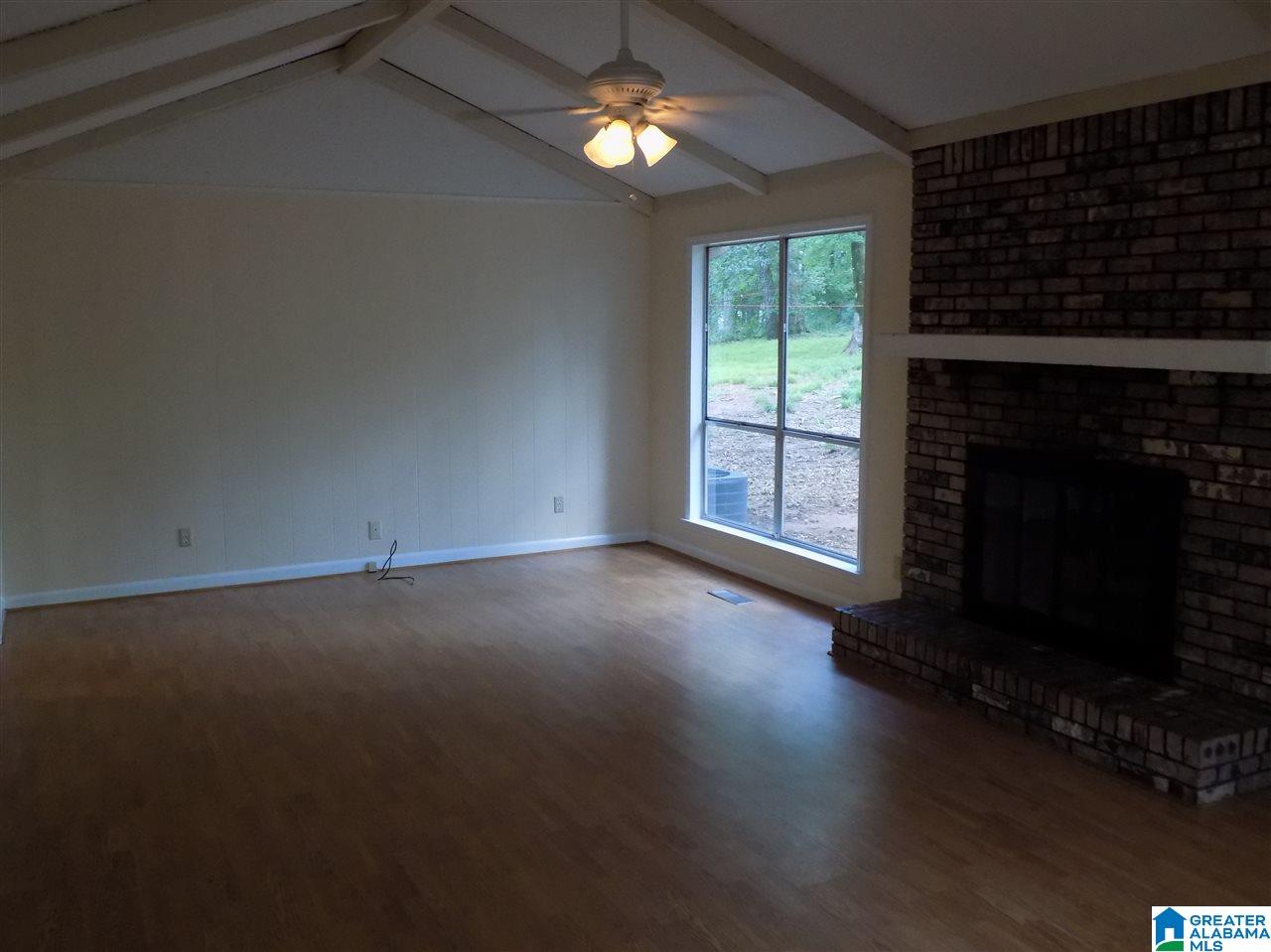 109 Maple Street Alabaster, AL 35114 - Photo 9 of 24
