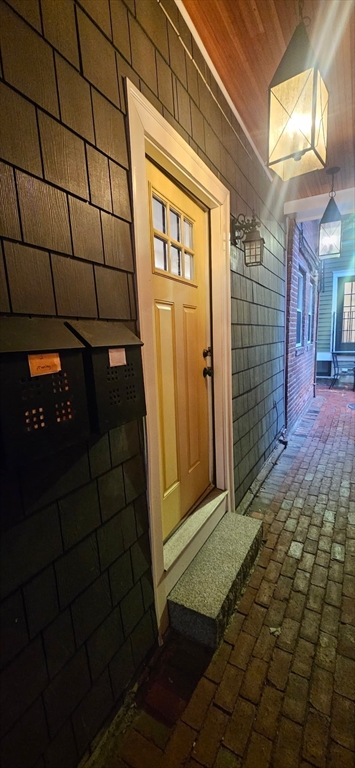 19 Clark Street, Unit 1 Boston, MA 02113 - Photo 10 of 12